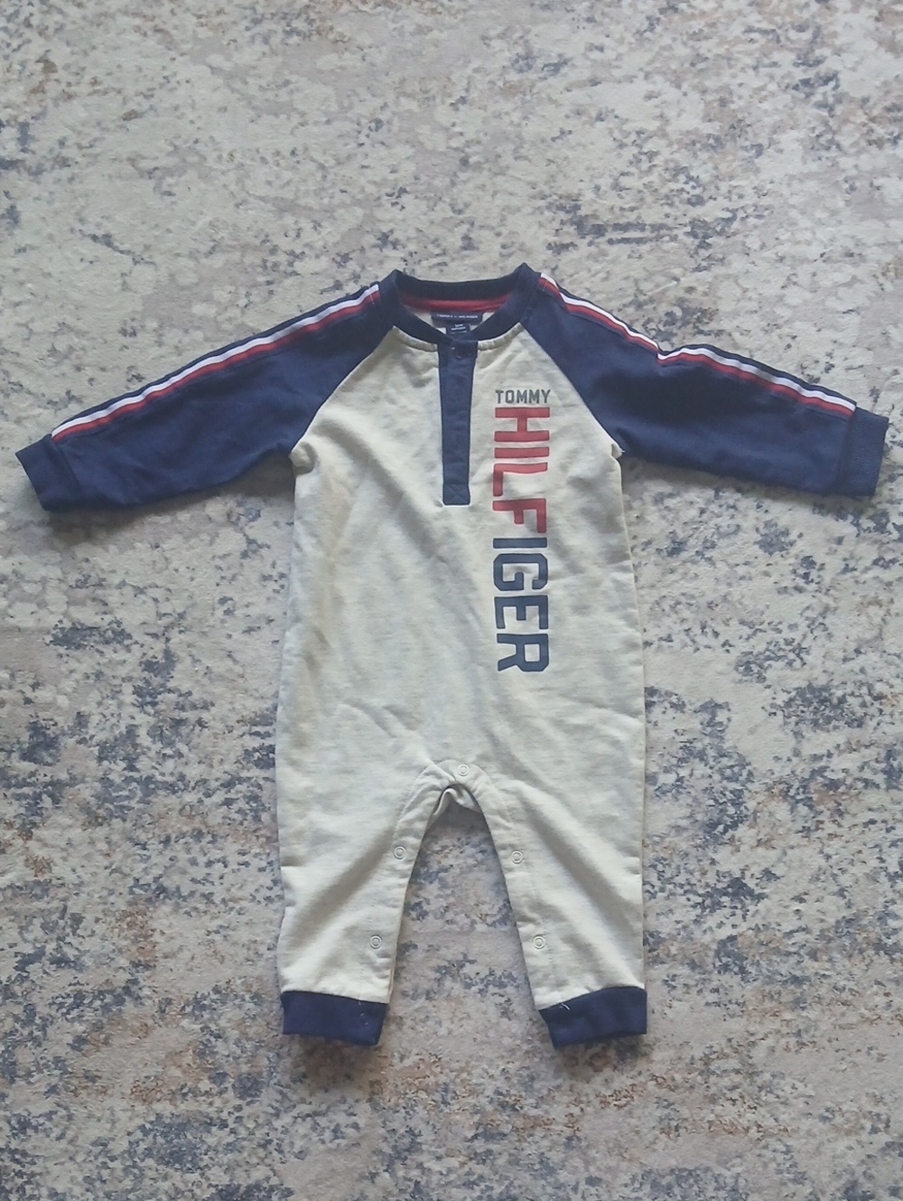 Tommy Hilfiger Cream, Navy & Red Long-Sleeve Baby One-Piece